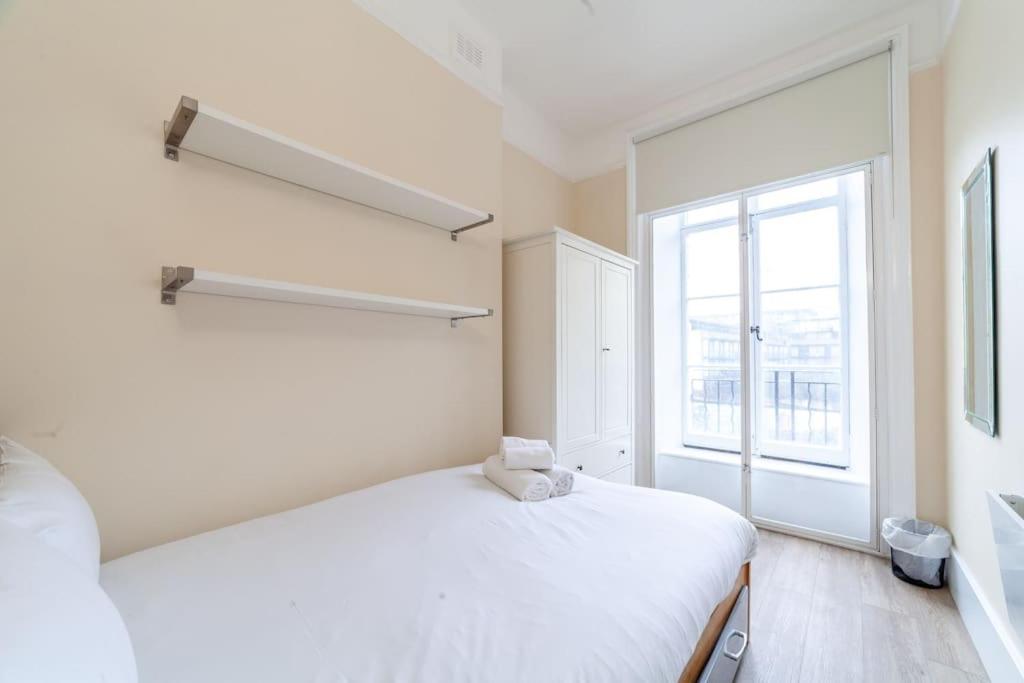 Spacious & Central 3-Bed Flat By Popular Waterloo! London Bagian luar foto