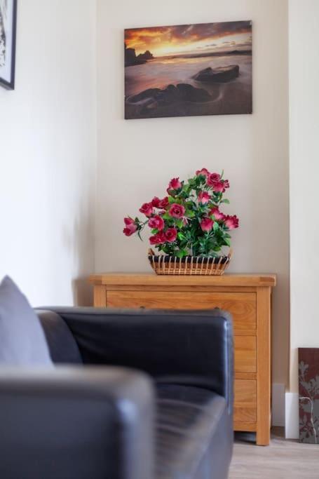 Spacious & Central 3-Bed Flat By Popular Waterloo! London Bagian luar foto